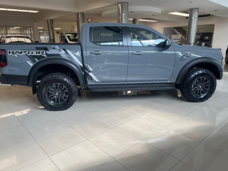 Ford Ranger Raptor 3.0 v6 397cv 2024 250km igual a 0km