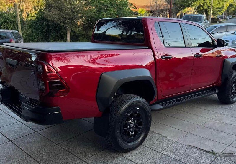 Toyota Hilux Gr 4 Sport 2023 23 mil km igual a nueva